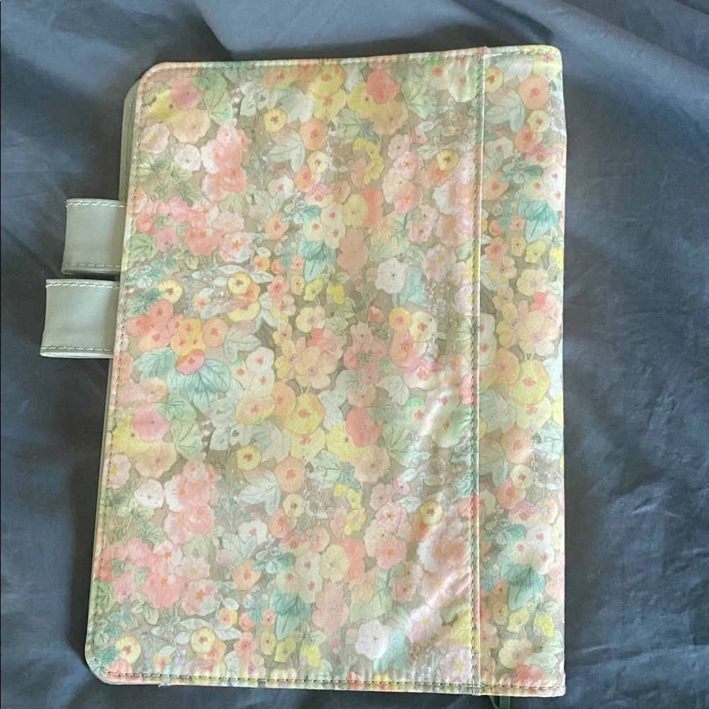 Floral Print Hobonichi cousin A5 cover